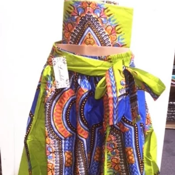 Traditional African Skirt for Women - Picture 2 of 3